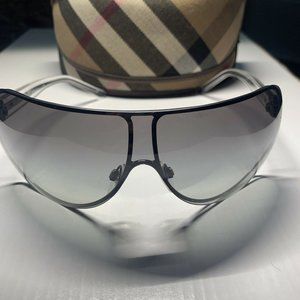 Burberry black gradient shield sunglasses B 3057 1057/11 120 2N